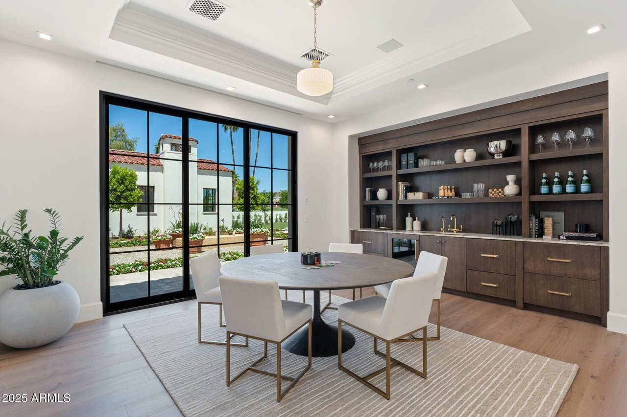 7501 N Eucalyptus Dr