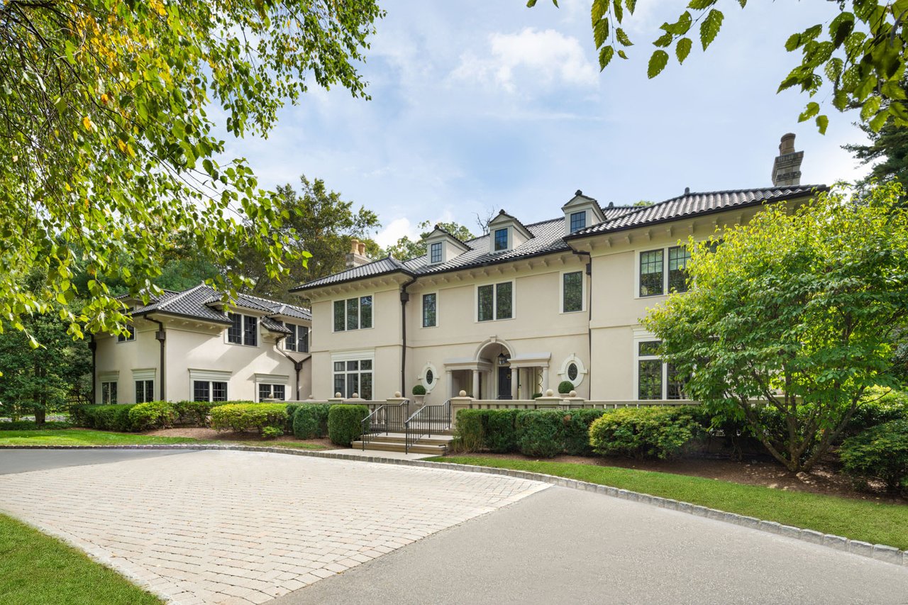 146 Village Rd