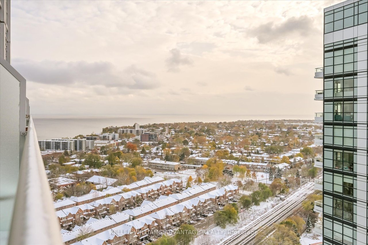 BREATHTAKING PENTHOUSE VIEWS