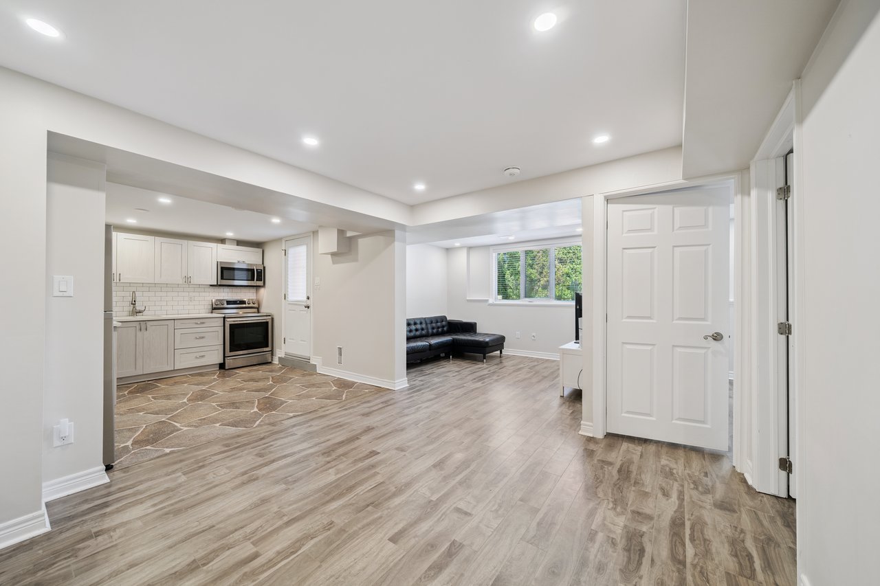 118 Wheeler Cres, Stouffville