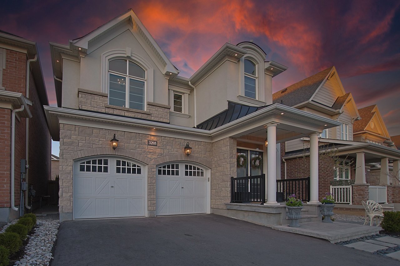 3205 Violet Gardens, Oakville