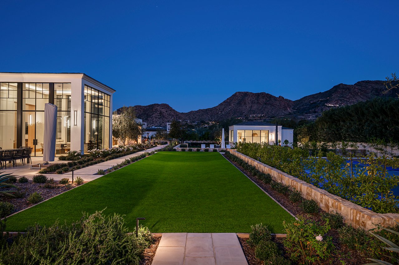 5029 E DESERT PARK Lane