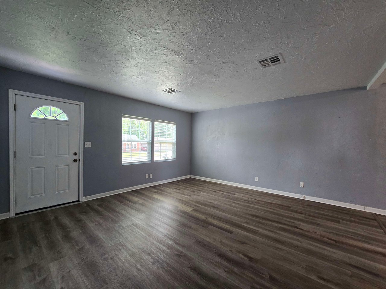 216 W Franklin