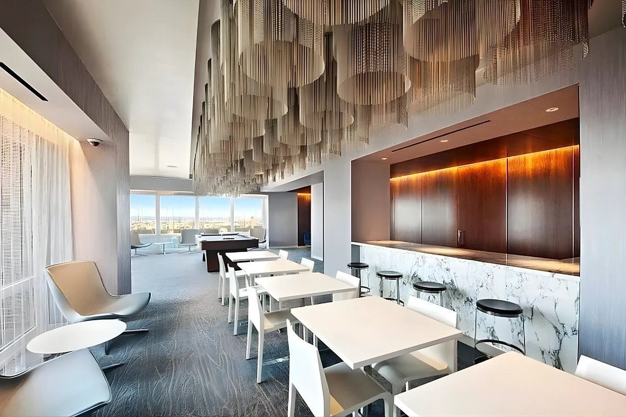 322 West 57th Street #33P2