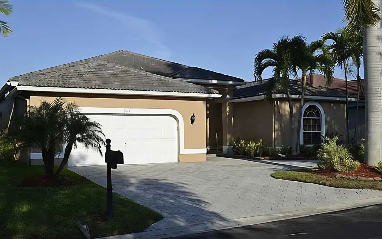 Just Listed: 5542 NW 57 Way Coral Springs FL 33067