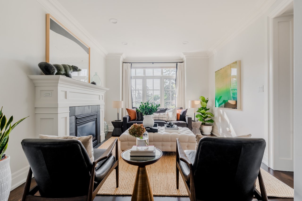 34B Long Crescent