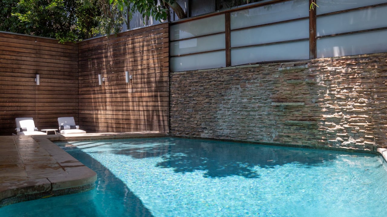 8713 Sunset Plaza Ter