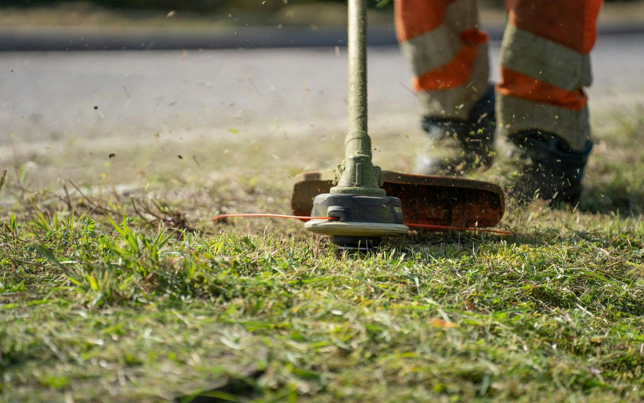 10 Crucial Fall Maintenance Tasks To Prepare Your Home For The Colder Months