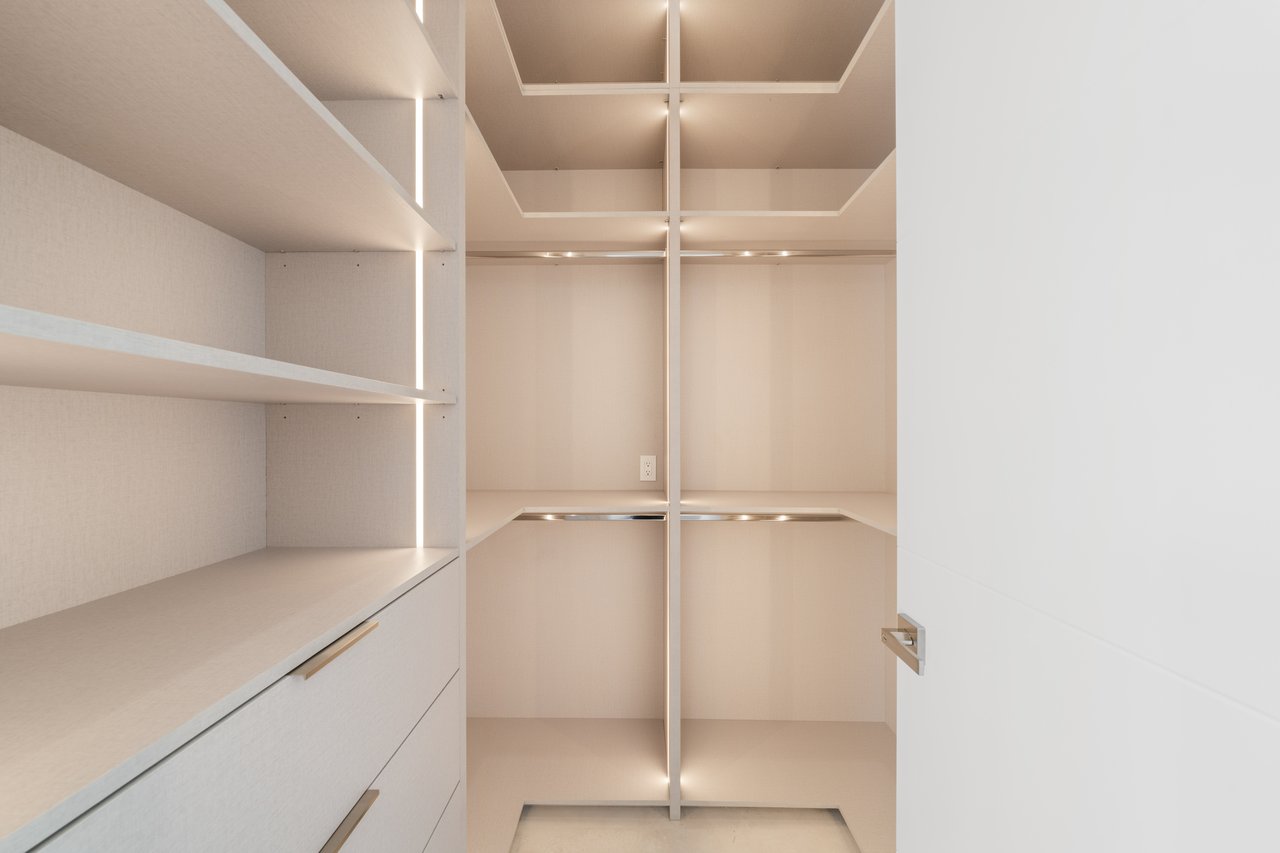 2710 S Le Jeune Road