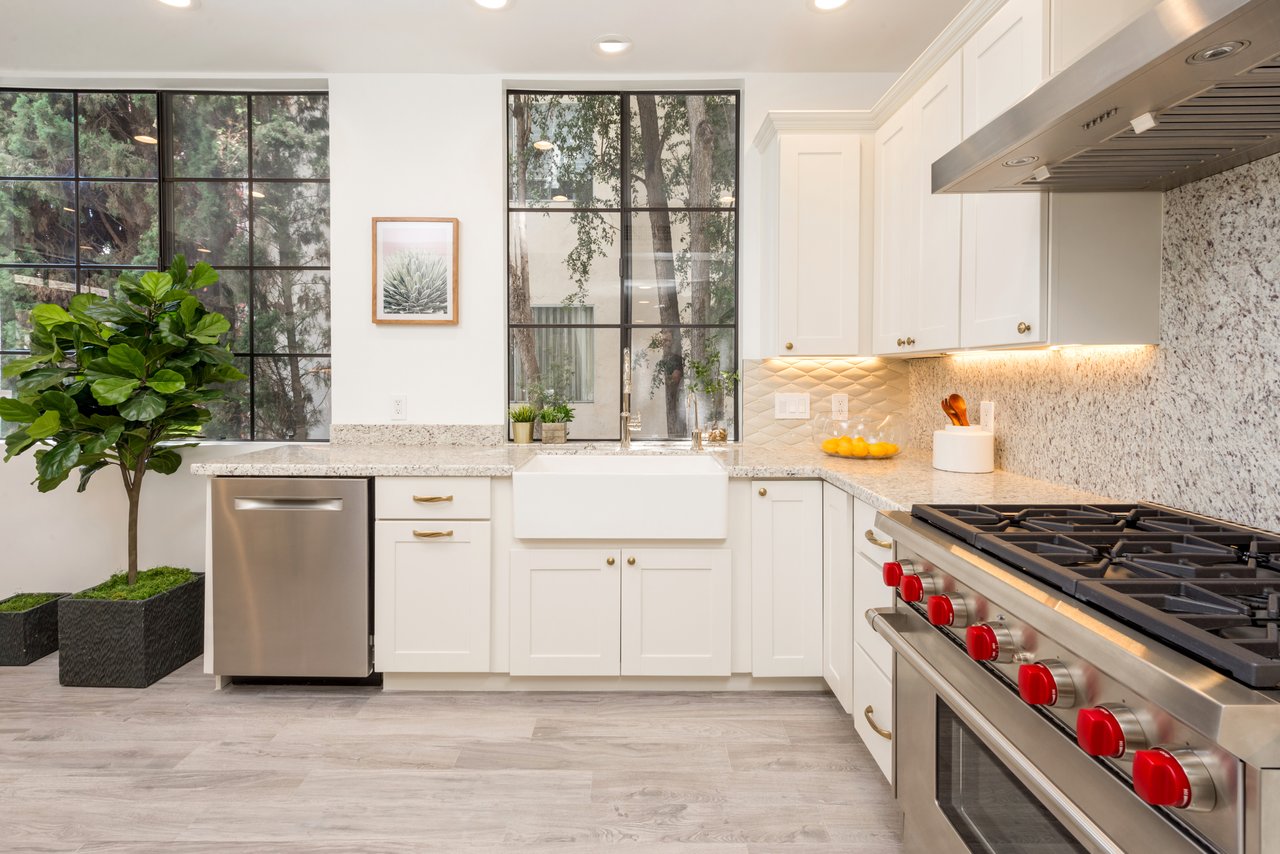 235 South Reeves Drive