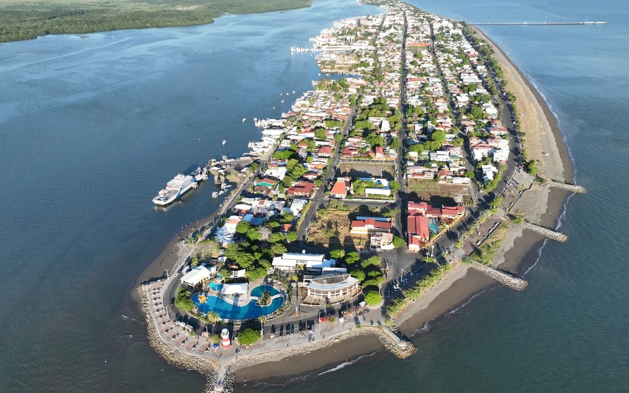 Puntarenas & The Central Pacific