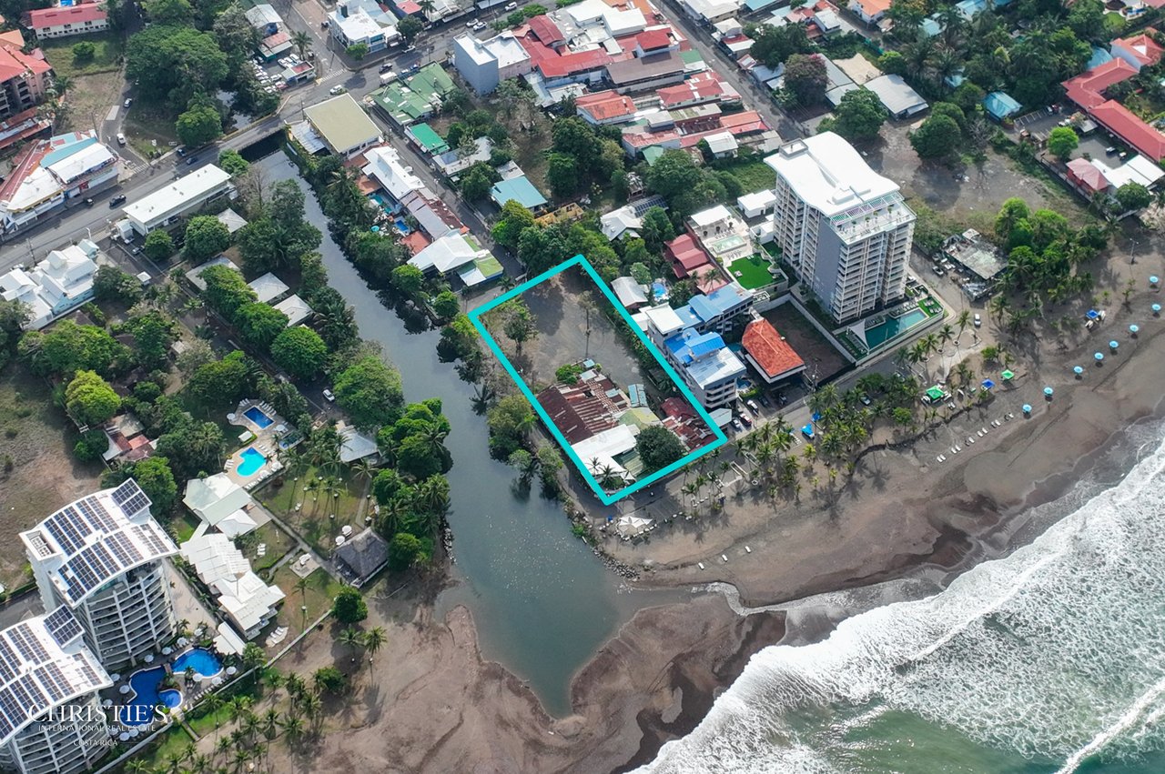 Titled Oceanfront Mixed-Use Property