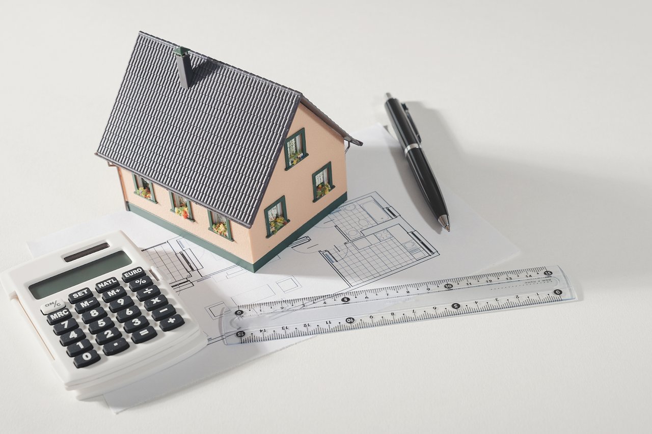 What Buyers Don’t Realize About North-Facing vs South-Facing Homes