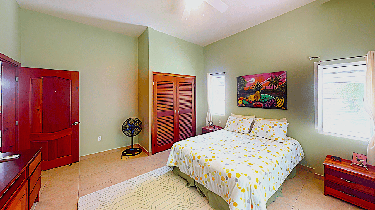 Waterview Villa steps away from 9 hole golf course and the Caribbean Sea