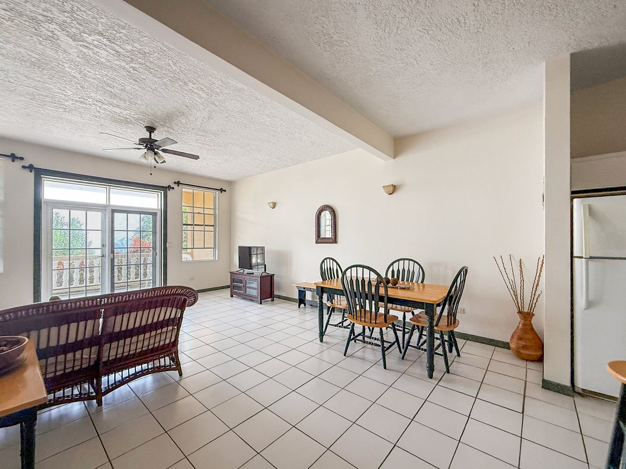 317 Paraquita Bay 2 Bedroom Apartment 