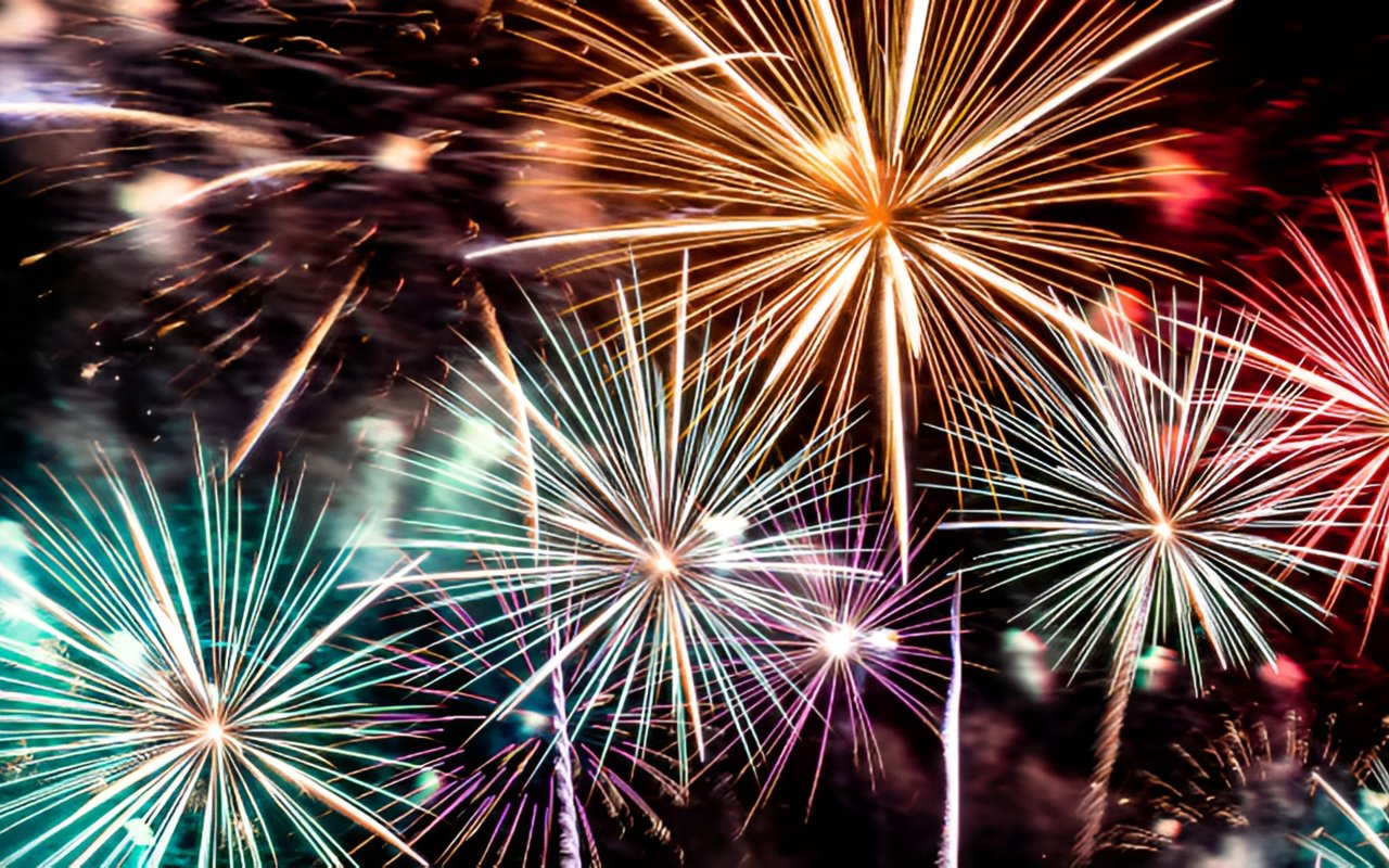 Where To Watch Fireworks In The Queen City This Summer