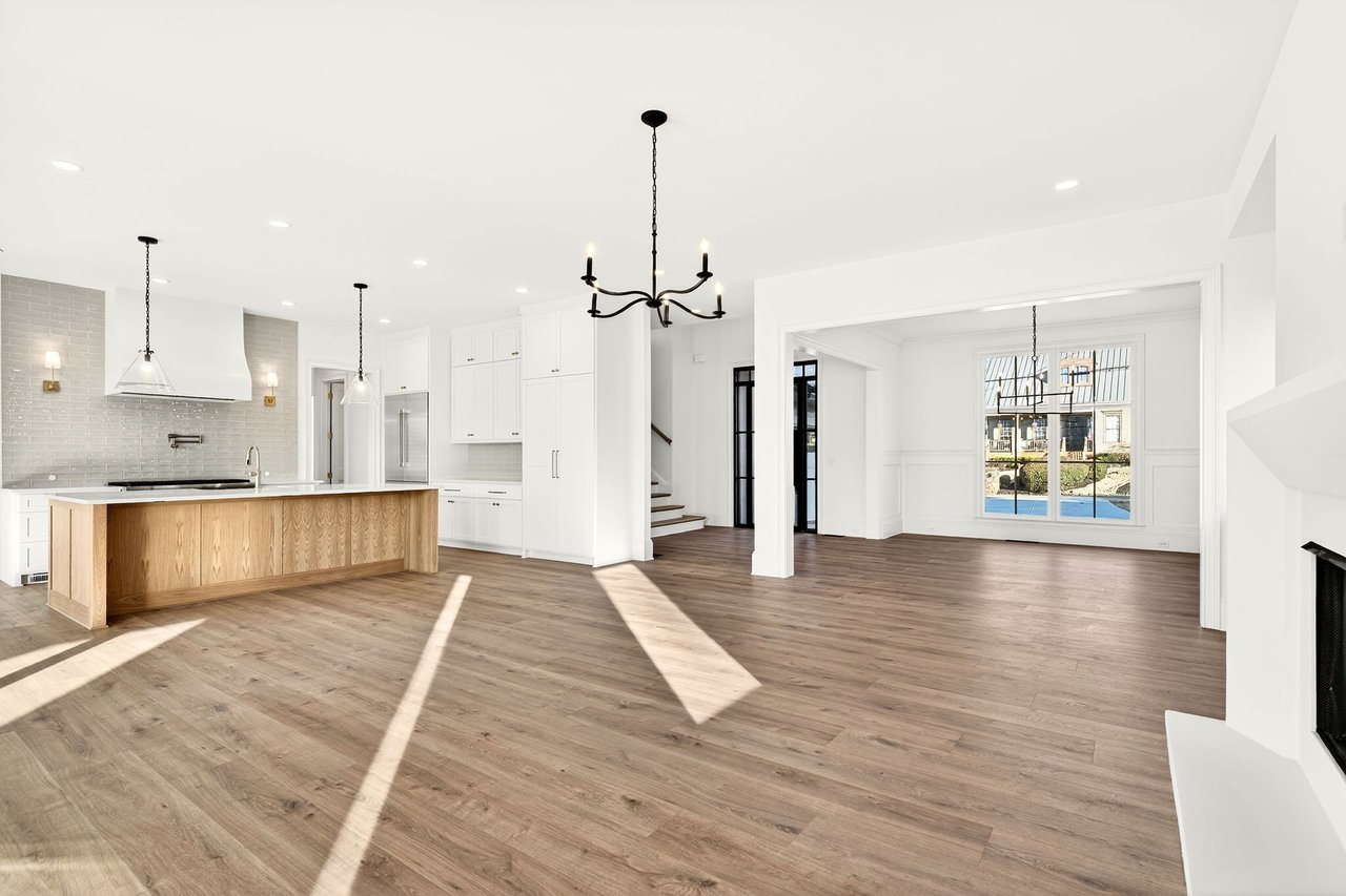 100 King Street | HISTORIC DOWNTOWN ROSWELL