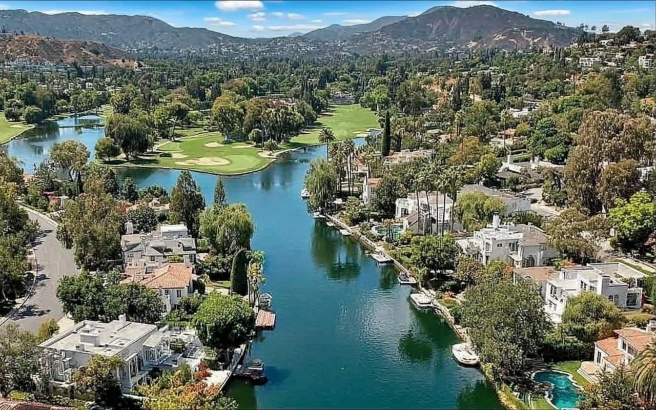 Toluca Lake