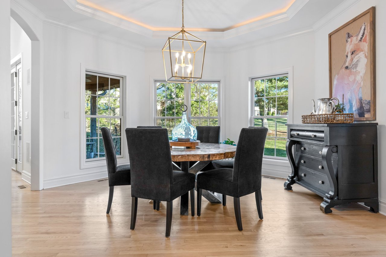 24 Williamsburg Estates Drive