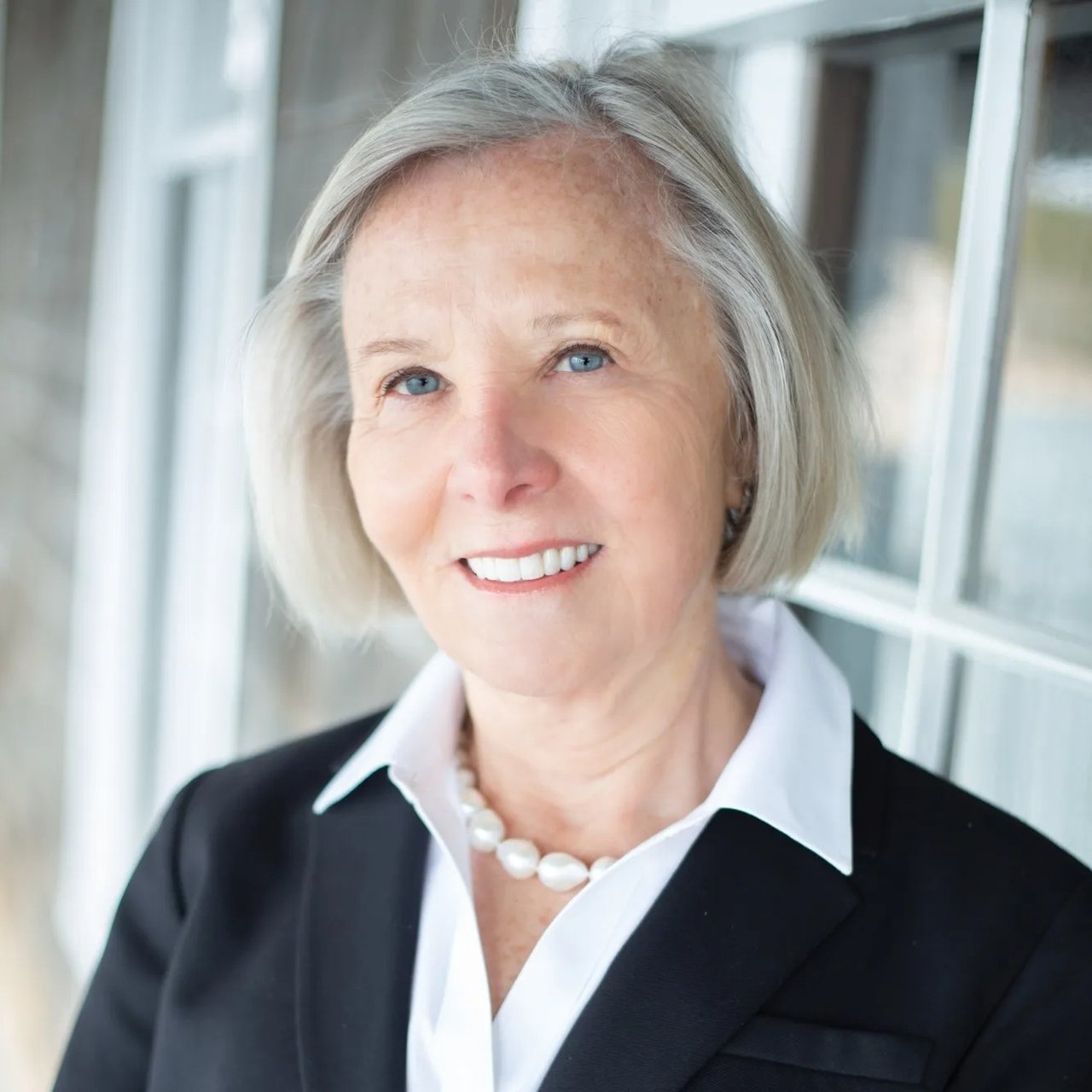 Janet Moore Mount Desert Island, MA Real Estate Agent Headshot