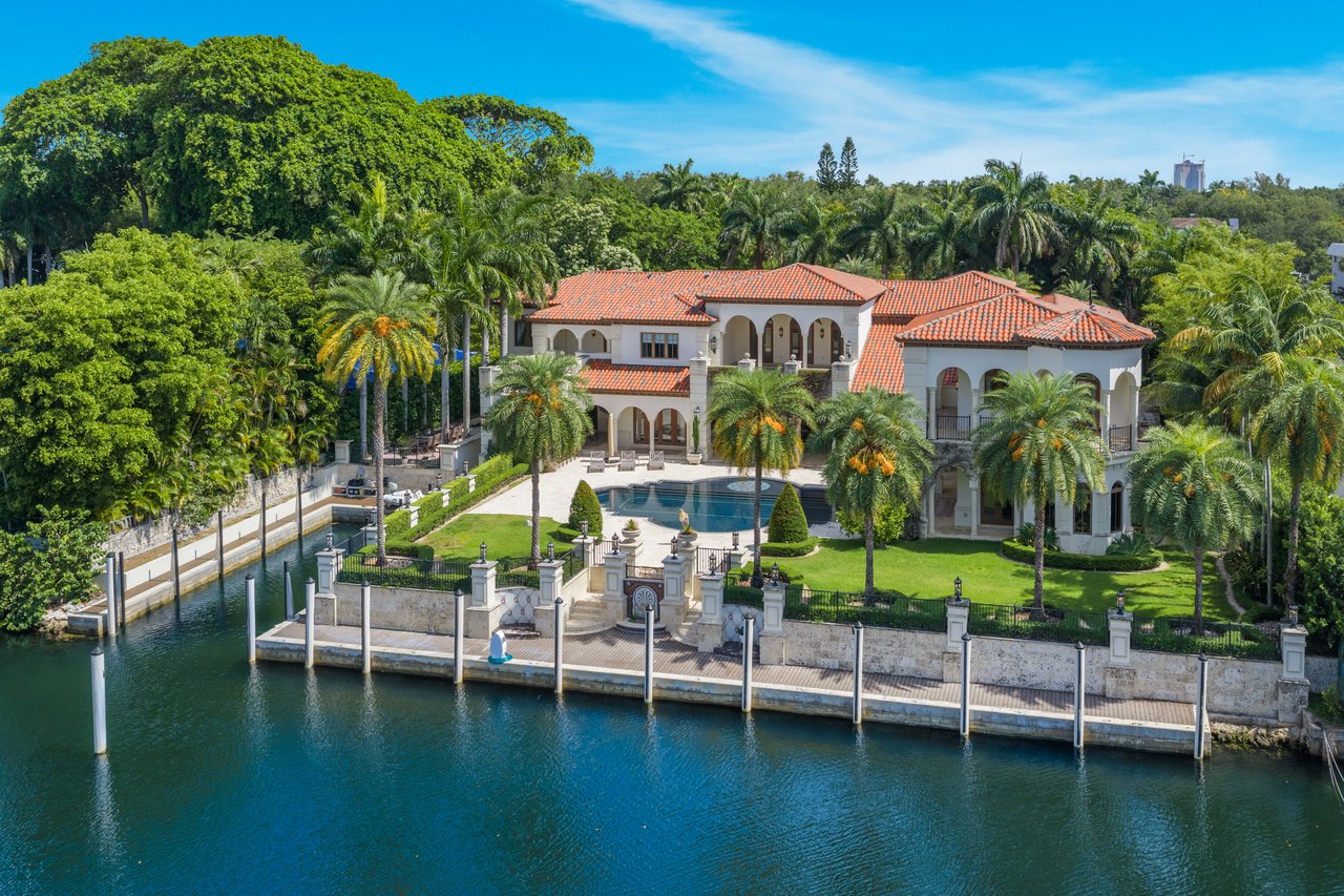 150 Edgewater Drive