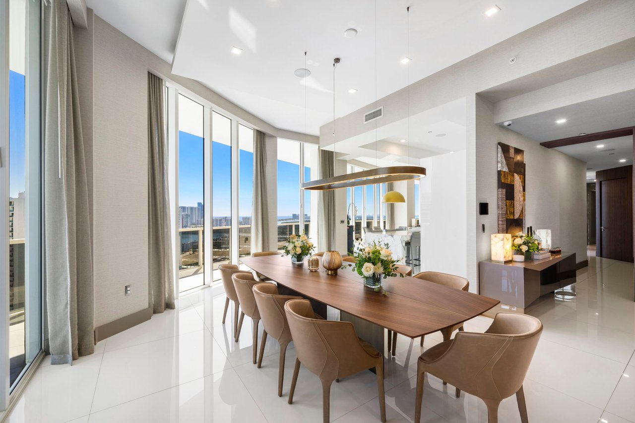 4100 Island Blvd # 1 Unit: PH-1