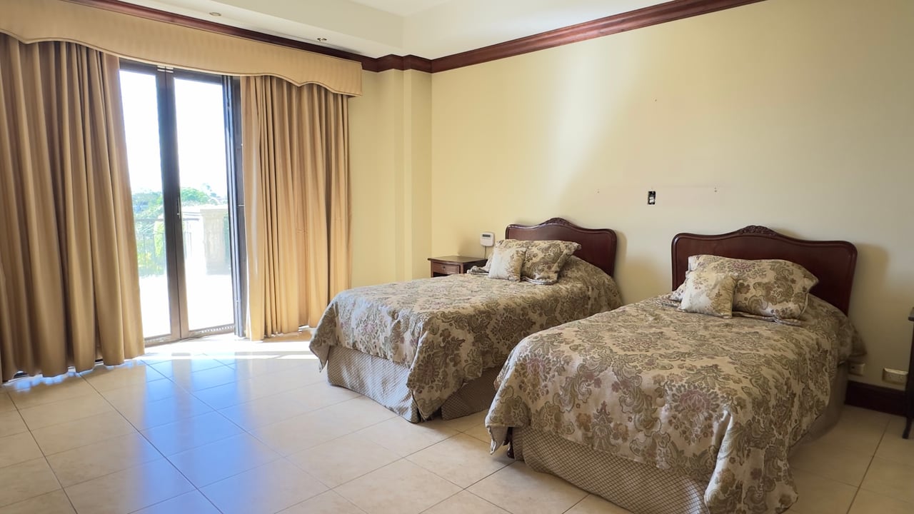 Exclusive Gated Community Condo, Curridabat, San Jose