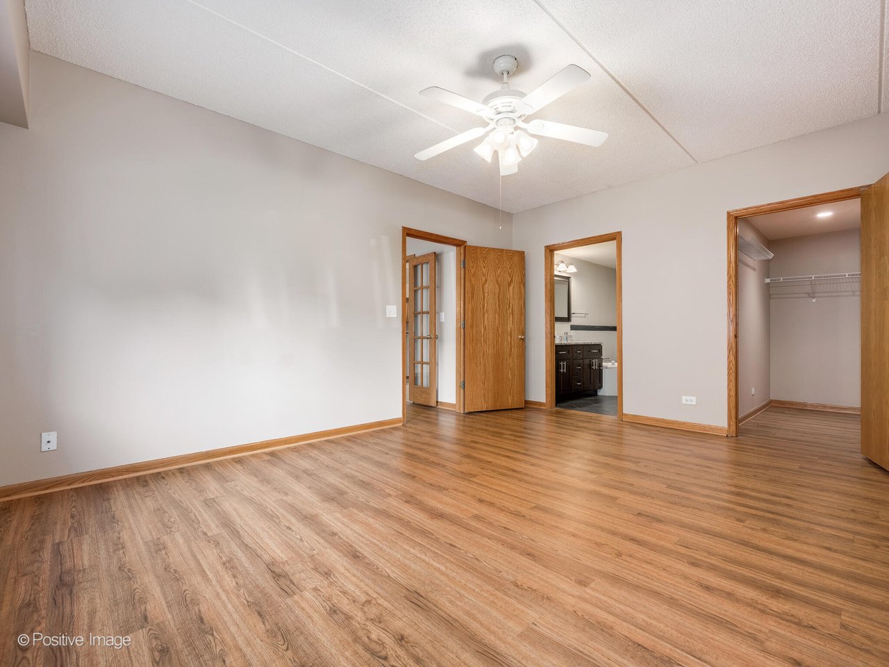 7410 W Lawrence Ave Unit 115