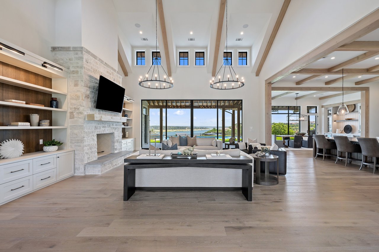 The Jewel of Lake Travis
