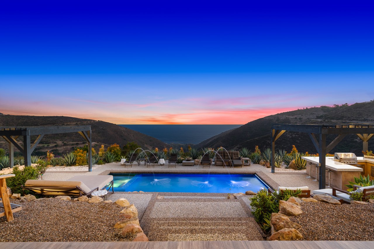 10715 Yerba Buena Rd