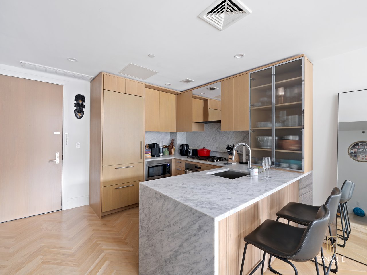 Residence 6N at 300 West