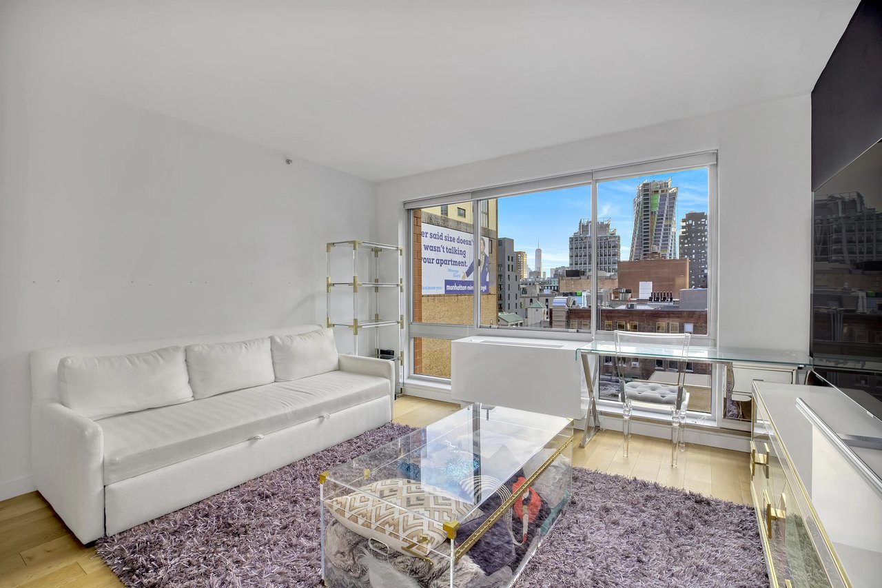 555 West 23rd Street Unit: S12D