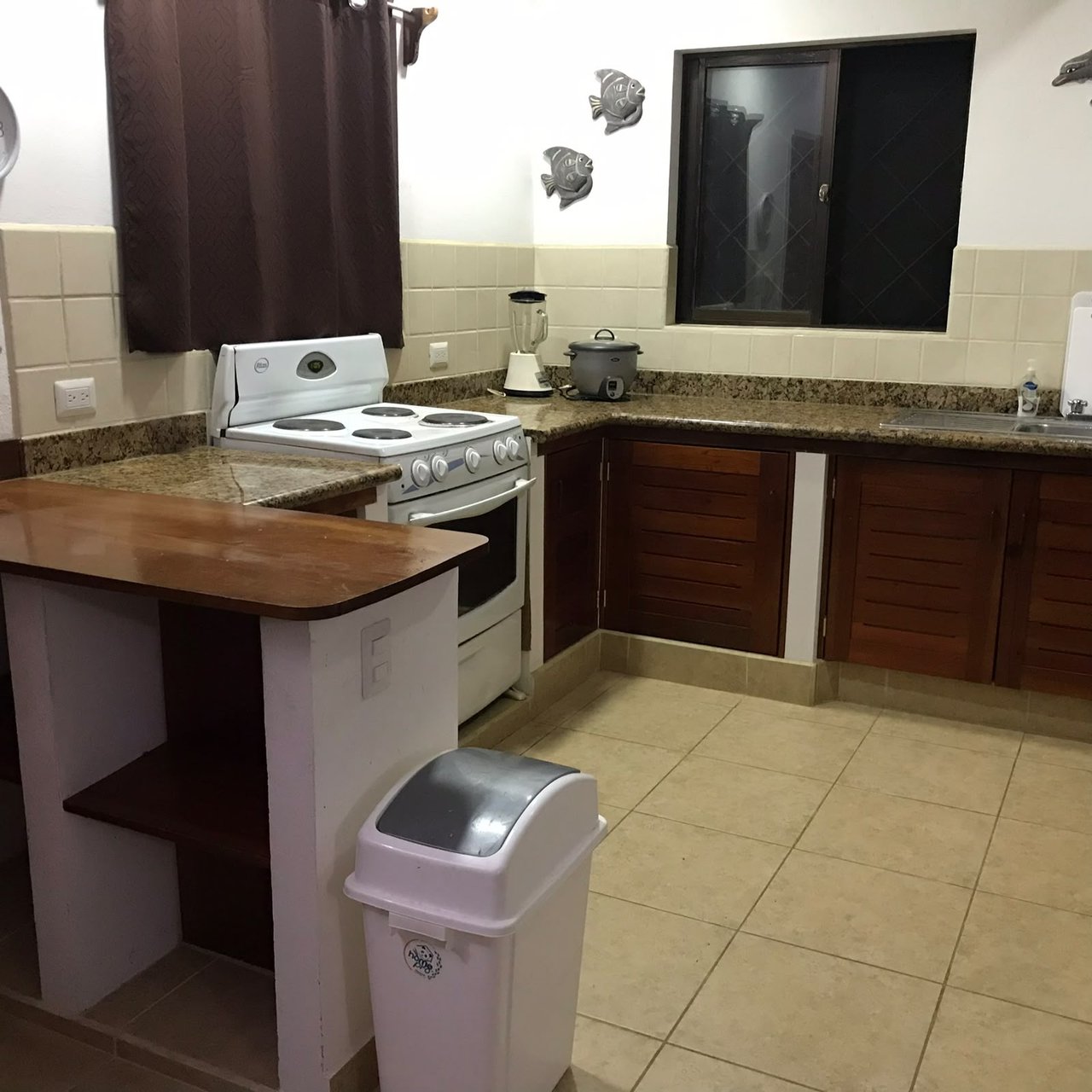 AFFORDABLE 2-BEDROOM HOME NEAR MARINA PEZ VELA & MANUEL ANTONIO | QUEPOS, COSTA RICA.