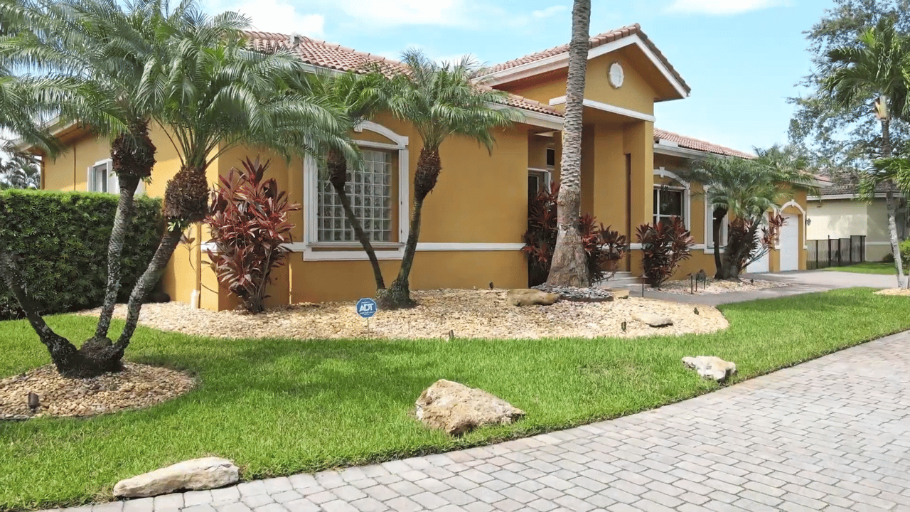 12921 W Broward Blvd Plantation Florida 33325