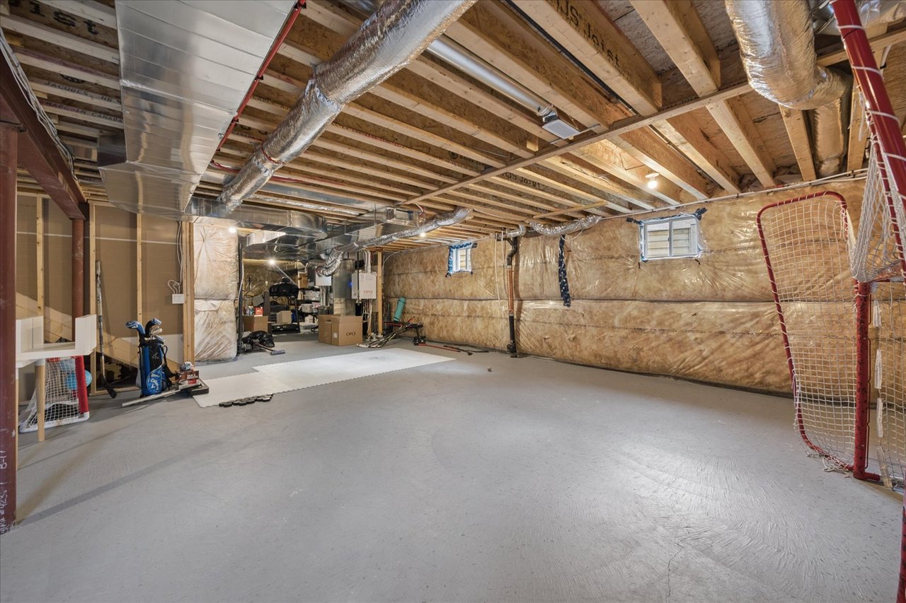 211 Busato Drive, Stouffville
