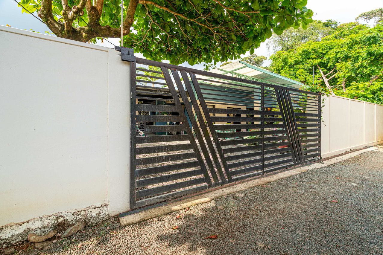 3 Bed Main Home with Two Rental Villas, Walk to Beach in Uvita! Fantastic Location!