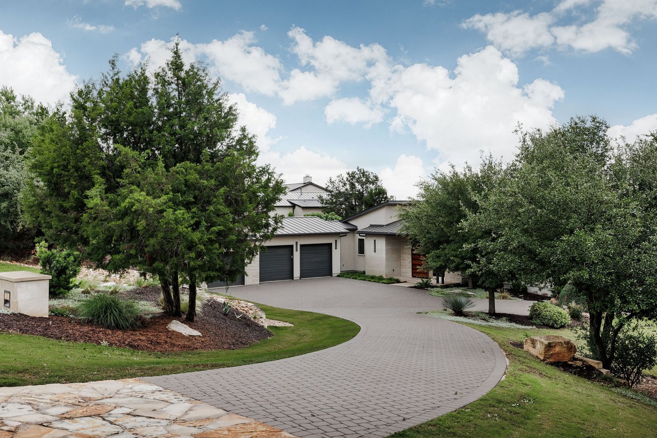 4601 Amarra Dr