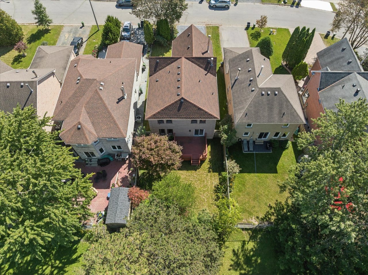 32 Valley Centre Drive