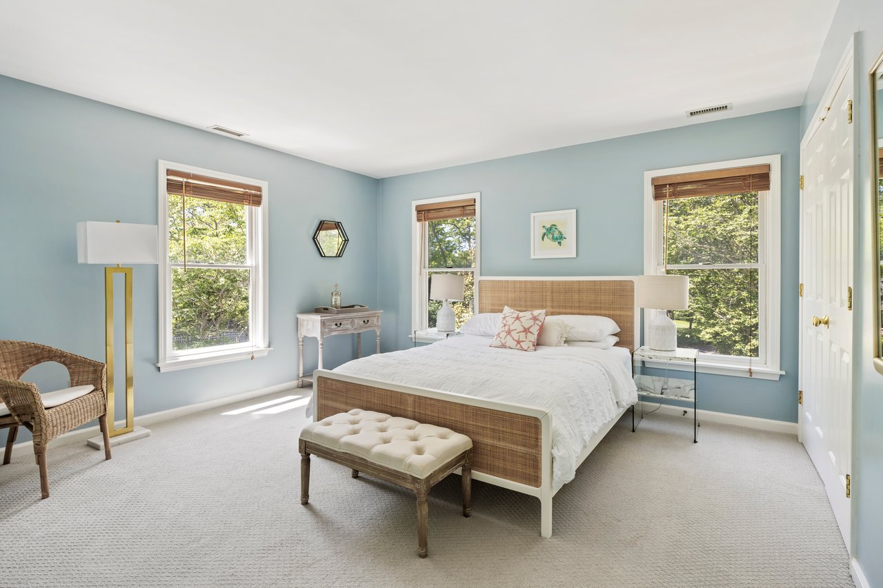 344 Accabonac Road, East Hampton
