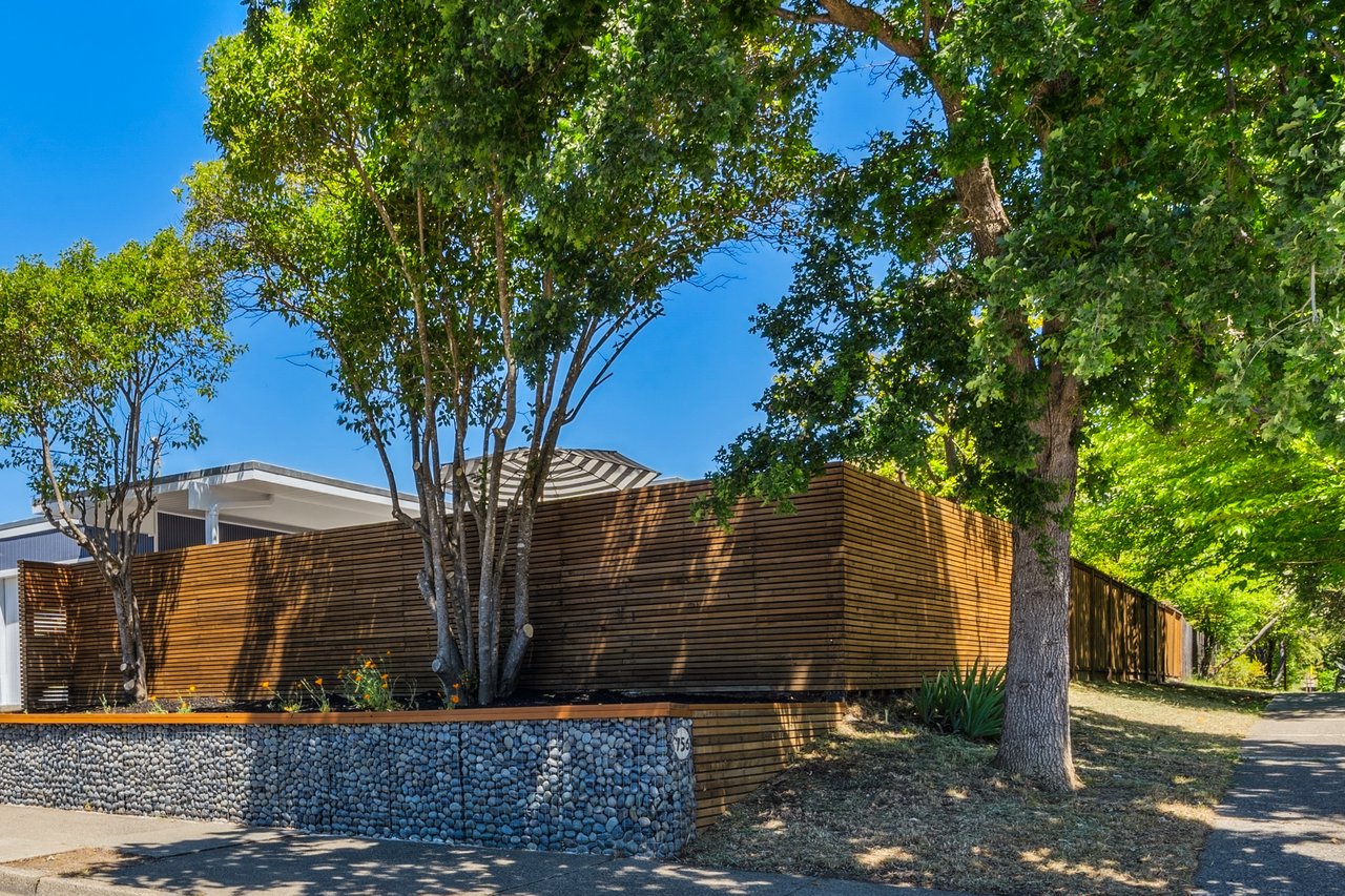 756 Del Ganado Rd