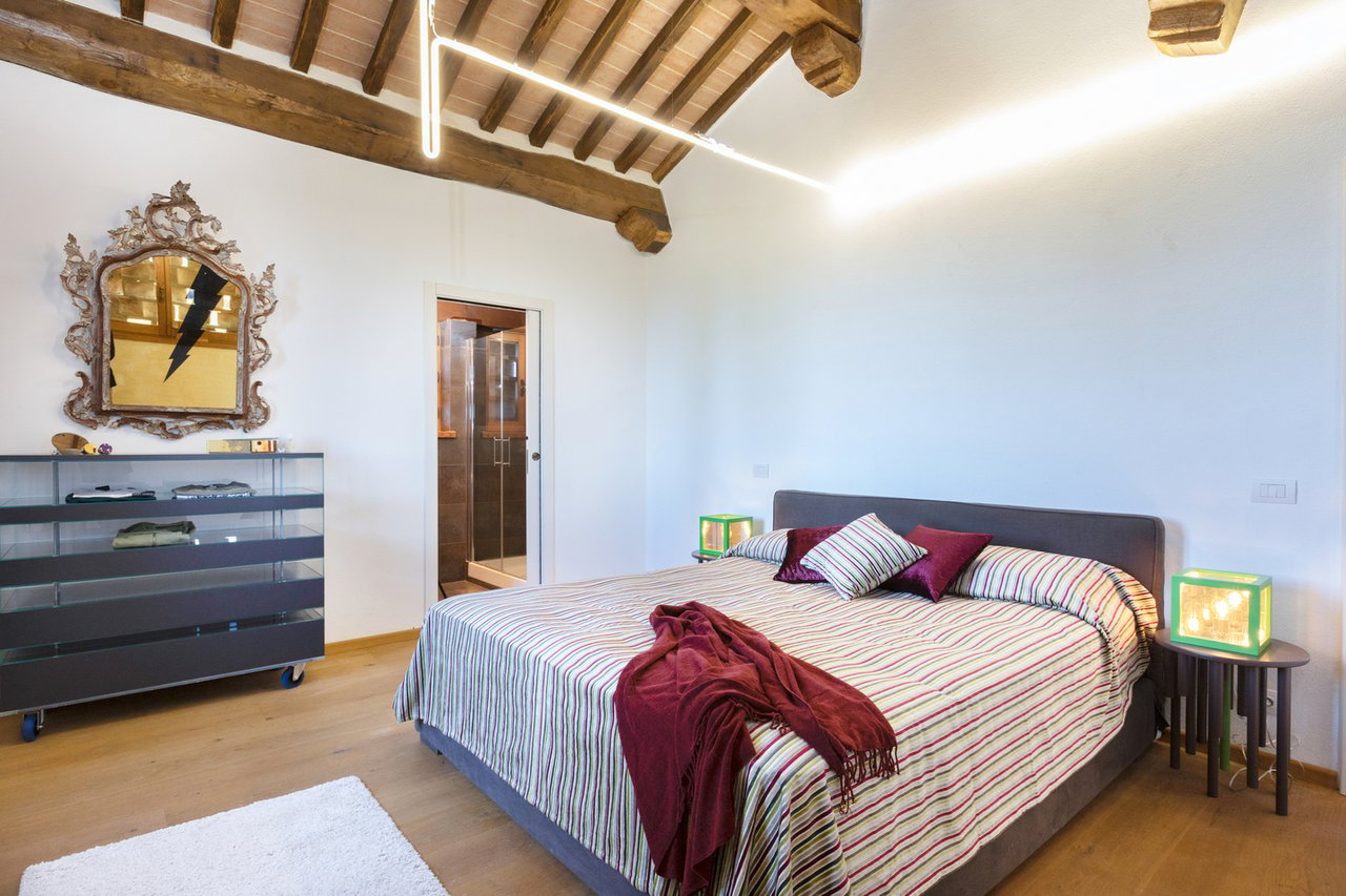 Country Luxury Home For Rent in Valdorcia