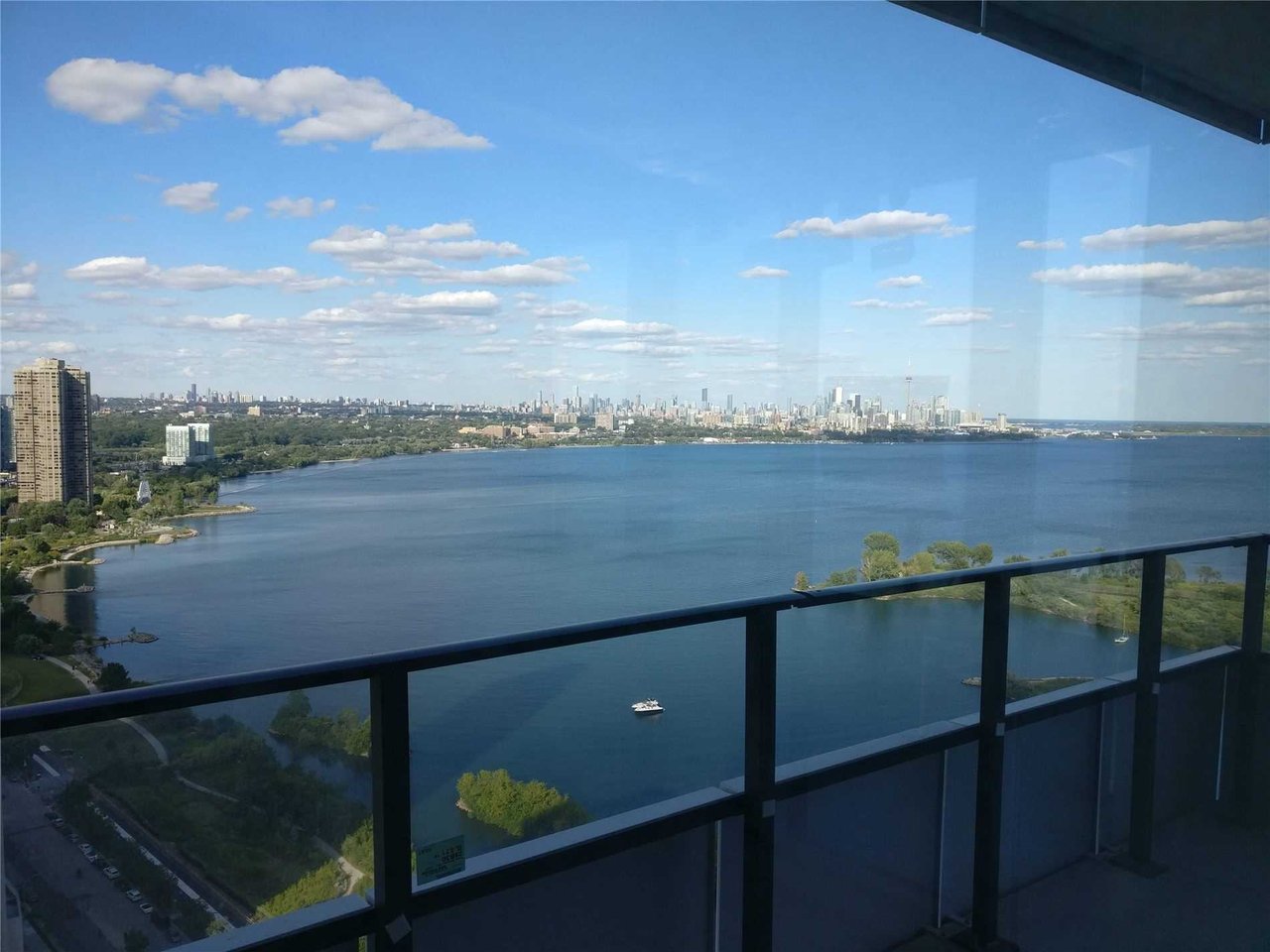 20 Shore Breeze Drive S 3107