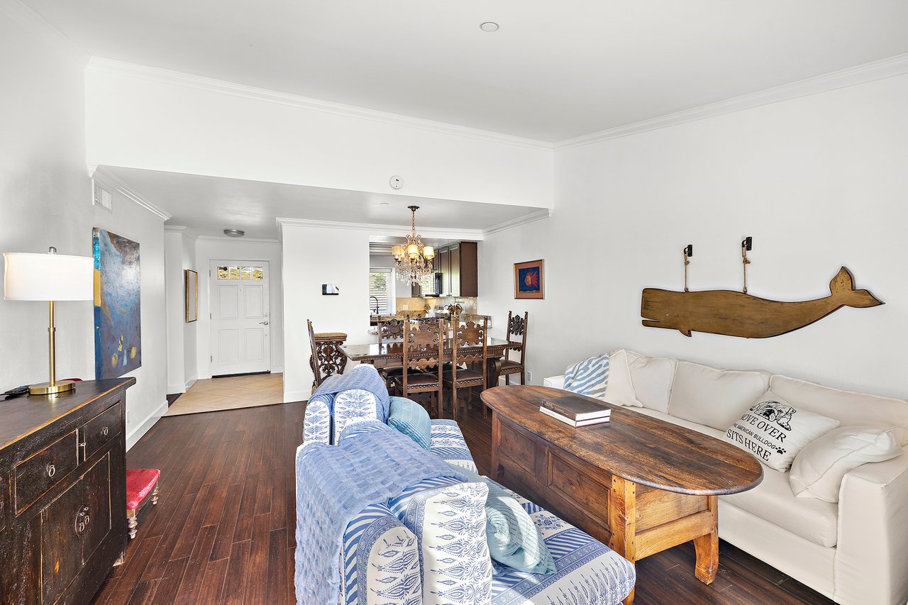 2127 Avenida Espada 210