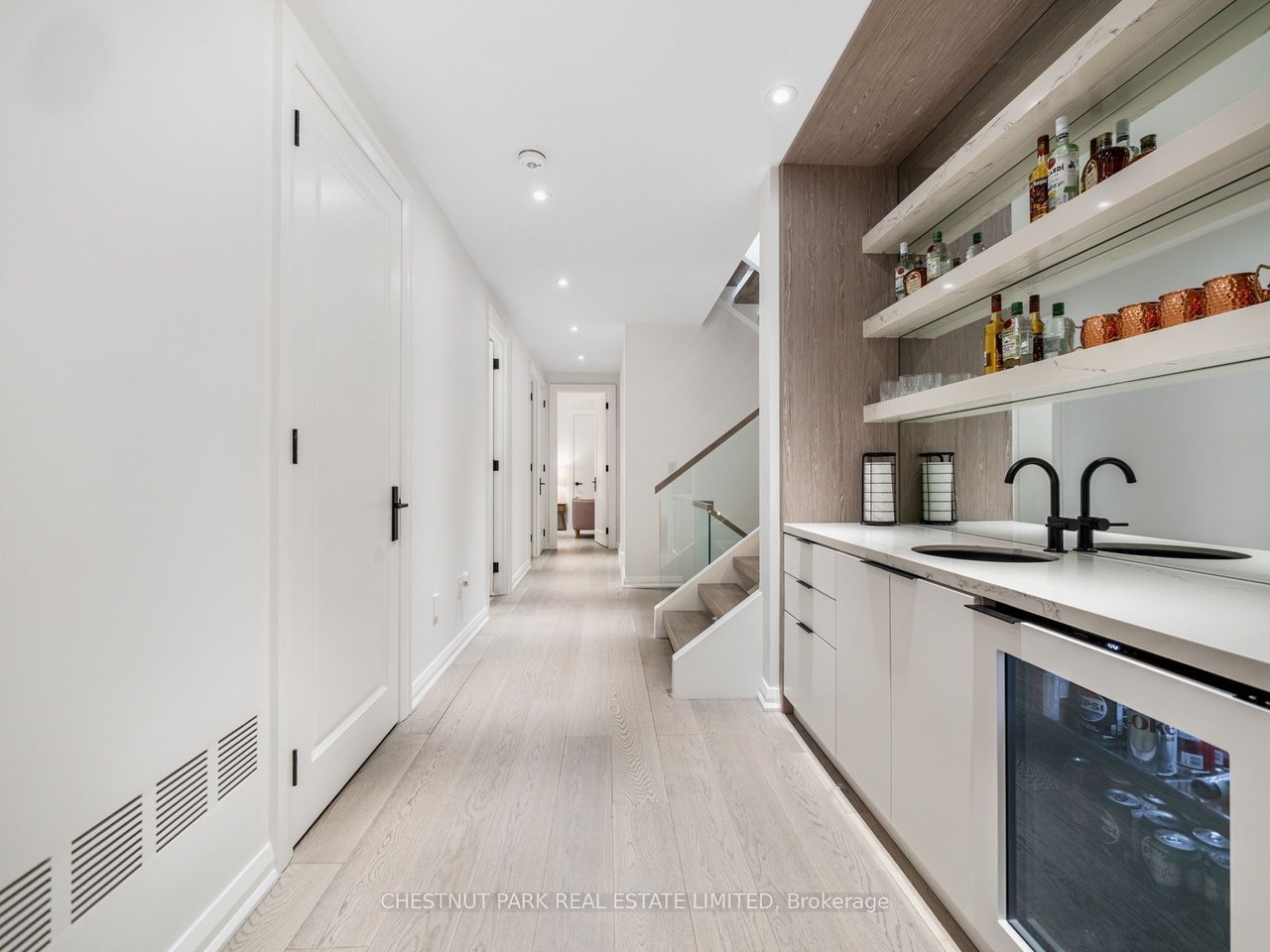 50 Southvale Dr