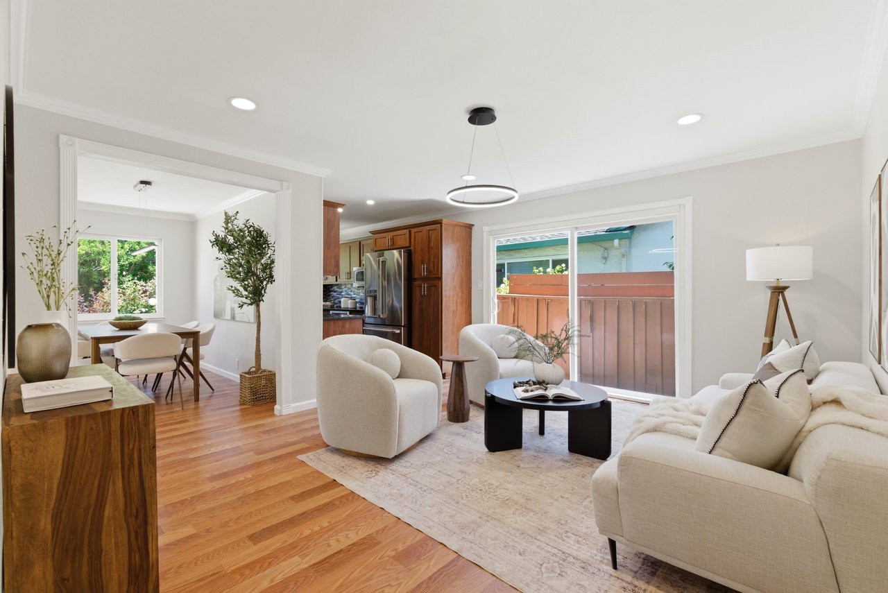 2101 Leon Drive