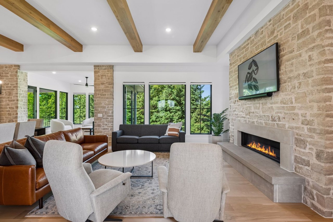 2888 Deer Hill Road, Medina
