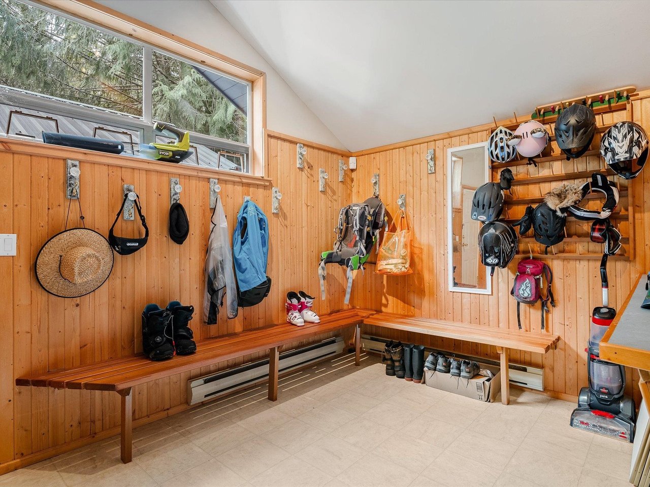 69 Garibaldi Dr