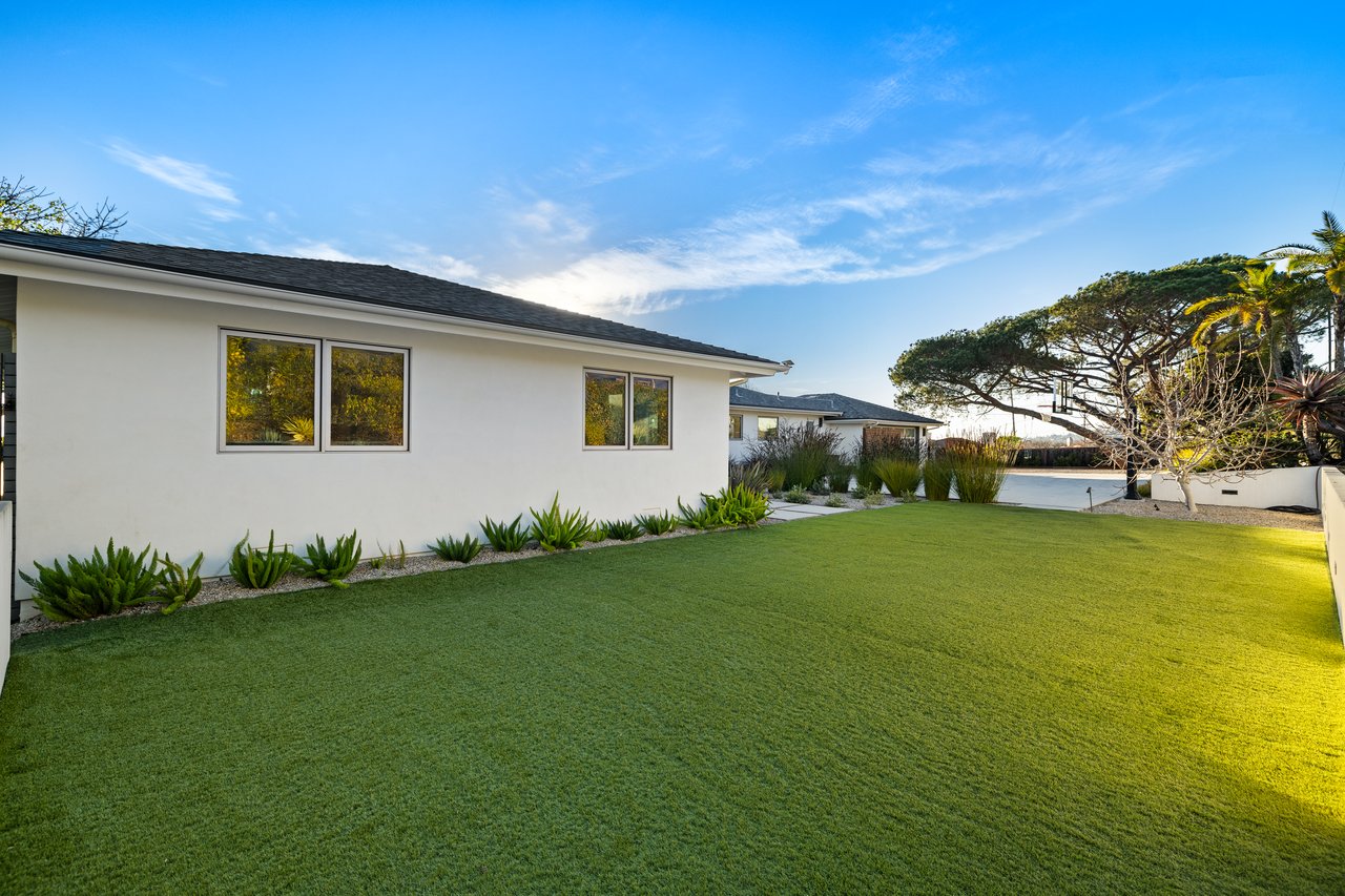 1522 Knoll Circle Drive