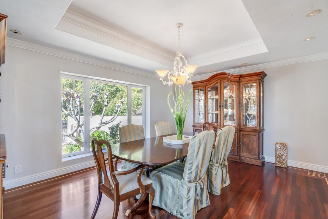 15681 Montebello Rd