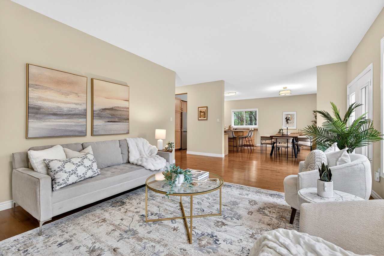 40 Maplevale Drive